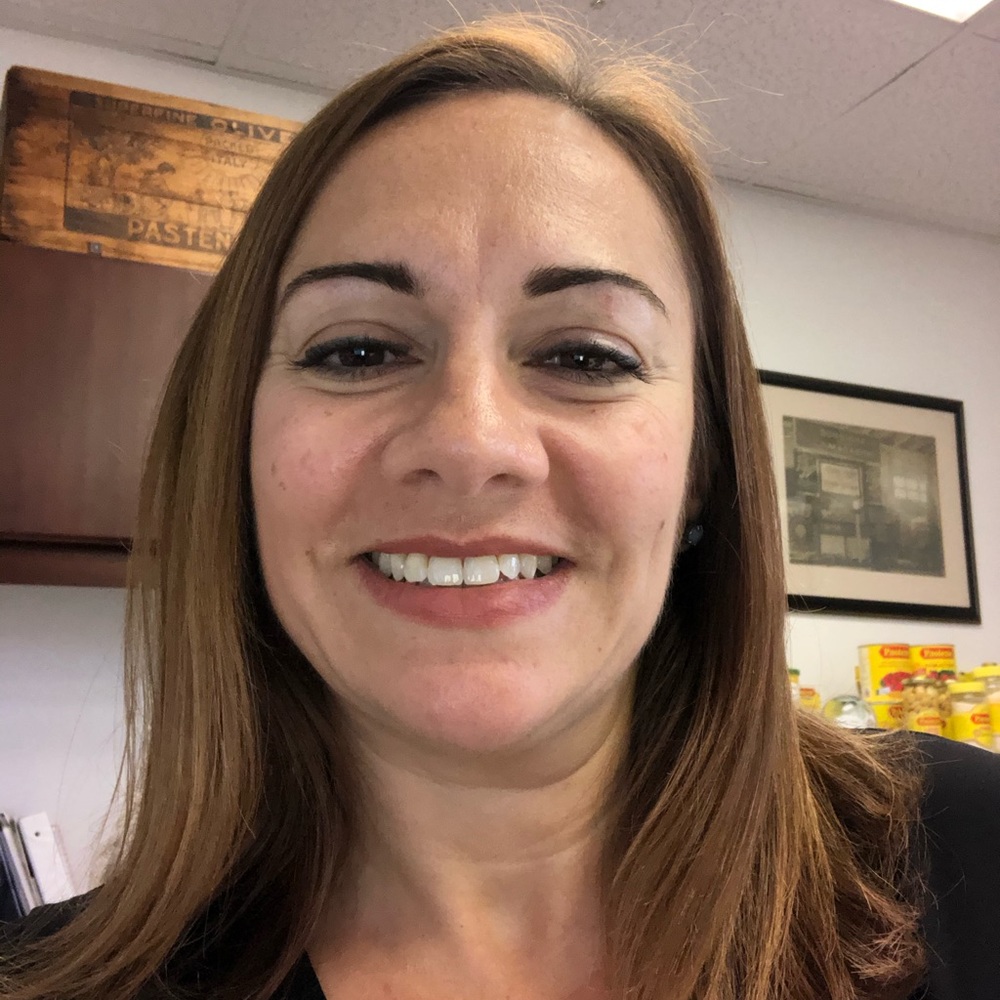 Meet your Posher, Jennifer